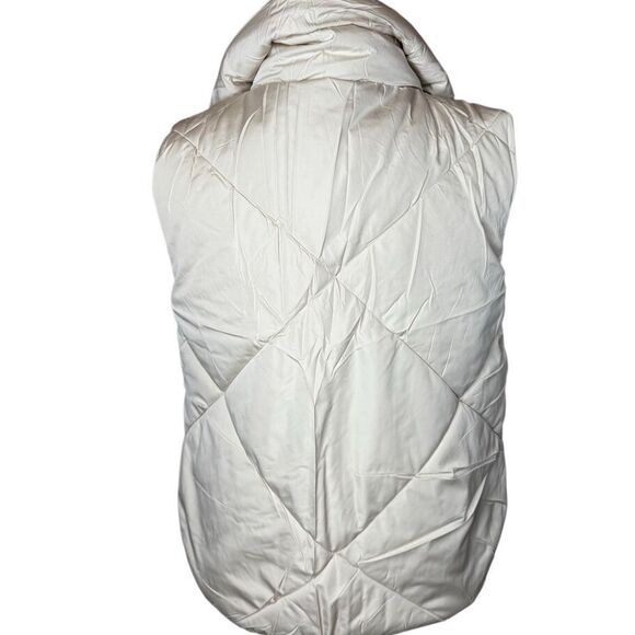 NWOT Newffr quilted puffer vest size Small - Picture 5 of 7